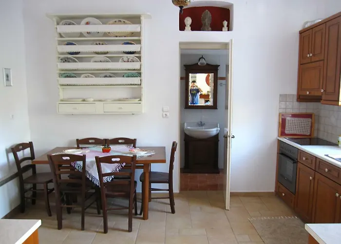 Luxury 100 M2 House In The Centre Of Naxos